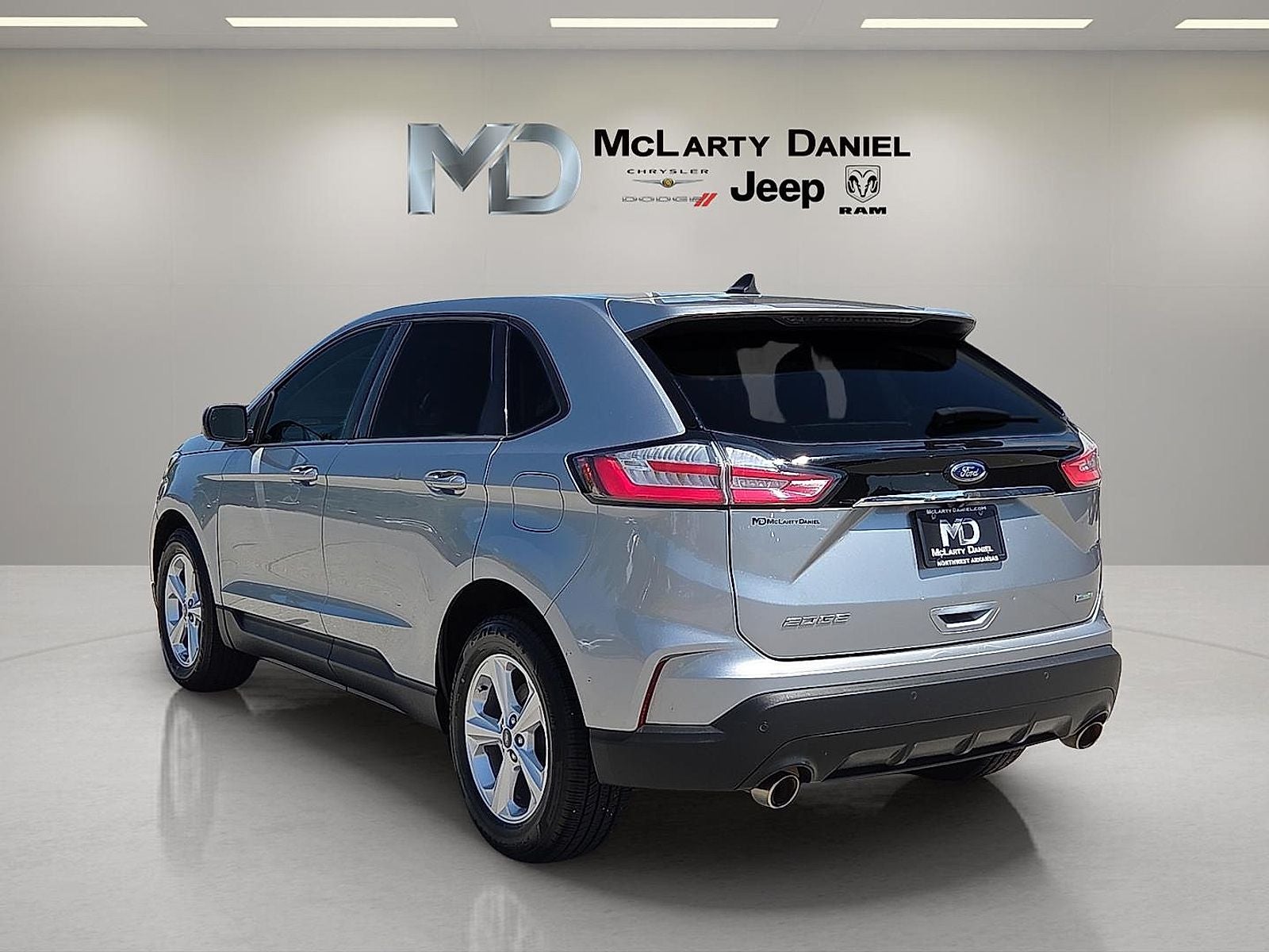 2020 Ford Edge SE