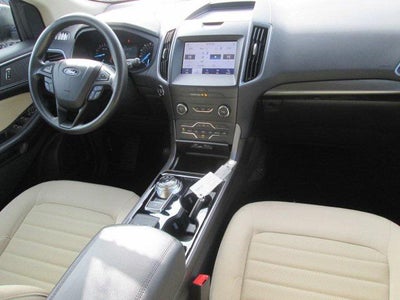 2020 Ford Edge SE