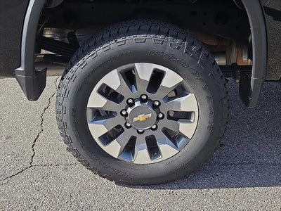 2025 Chevrolet Silverado 2500HD 4WD Crew Cab Standard Bed Custom