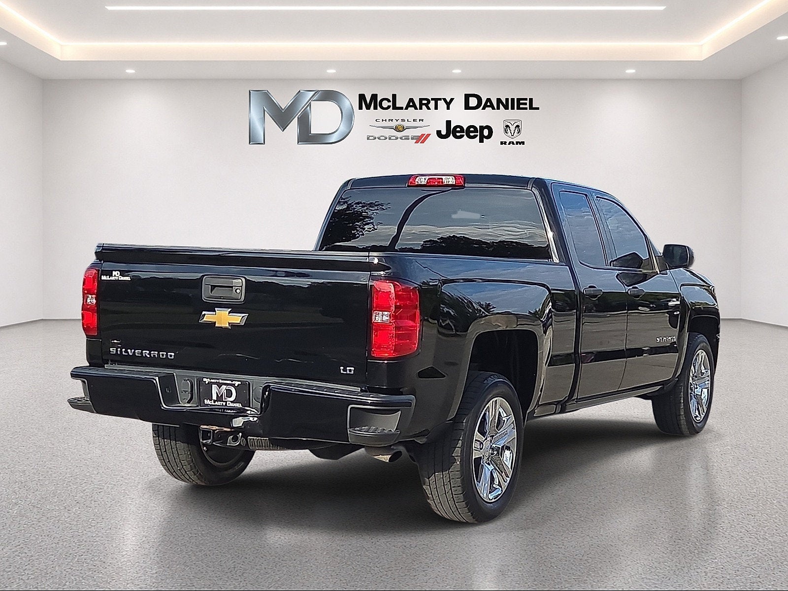 2019 Chevrolet Silverado 1500 LD Silverado Custom