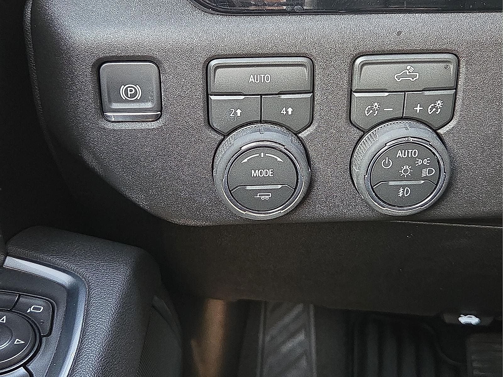 2026 Chevrolet Silverado 1500 4WD Crew Cab Short Bed RST