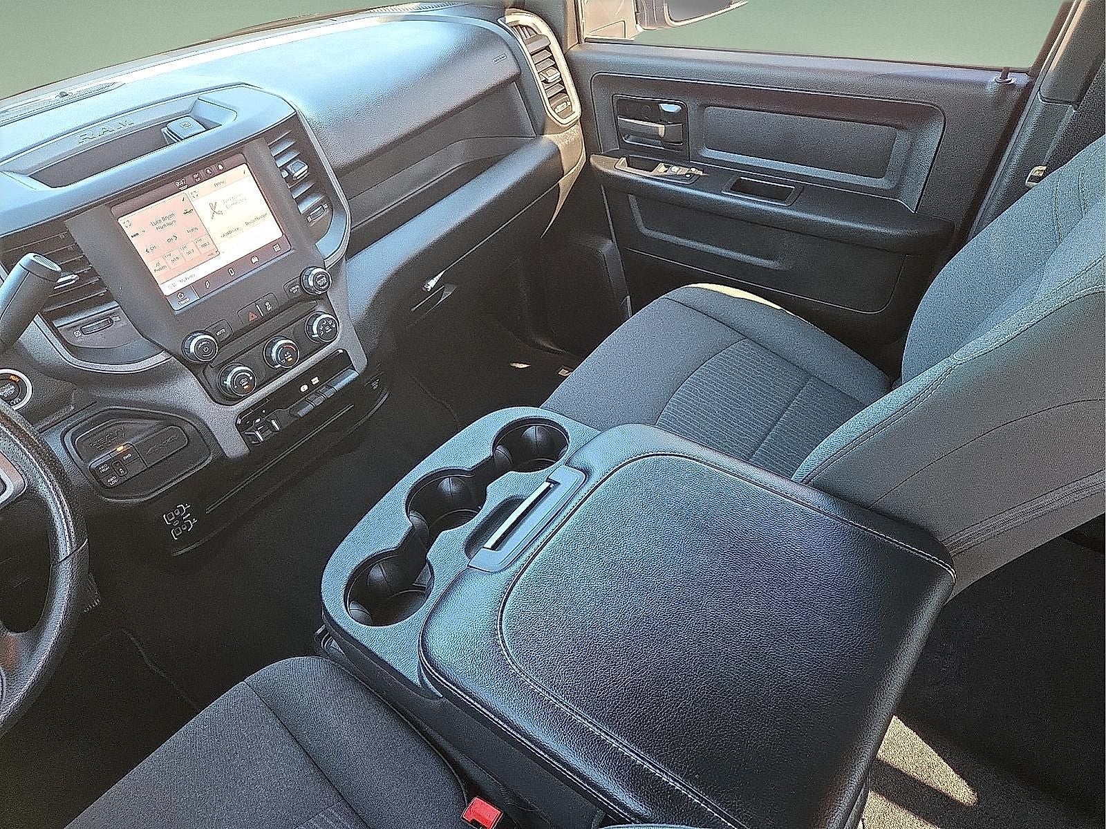 2024 RAM 3500 Tradesman Crew Cab 4x4 8' Box