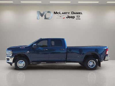 2024 RAM 3500 Tradesman Crew Cab 4x4 8' Box