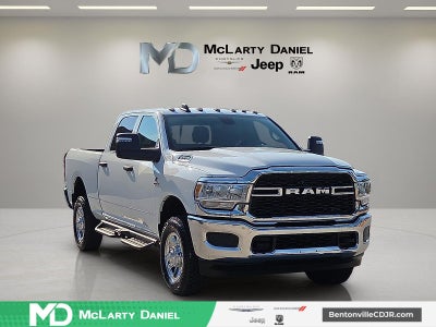 2024 RAM 2500 Tradesman Crew Cab 4x4 6'4' Box