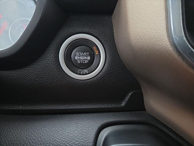 2022 RAM 2500 Laramie Crew Cab 4x4 6'4' Box