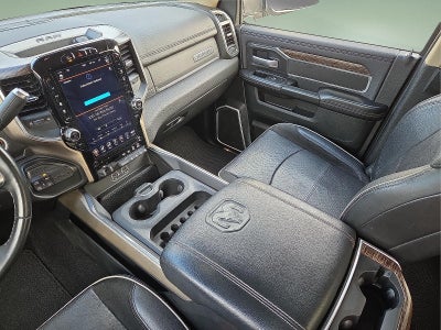 2020 RAM 2500 Laramie Crew Cab 4X4 6'4' Box