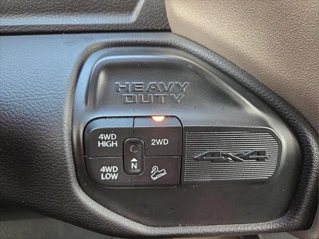 2020 RAM 2500 Laramie Crew Cab 4X4 6'4' Box