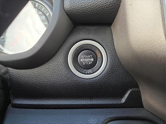 2020 RAM 2500 Laramie Crew Cab 4X4 6'4' Box