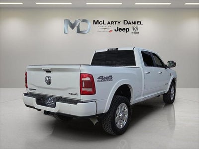 2020 RAM 2500 Laramie Crew Cab 4X4 6'4' Box