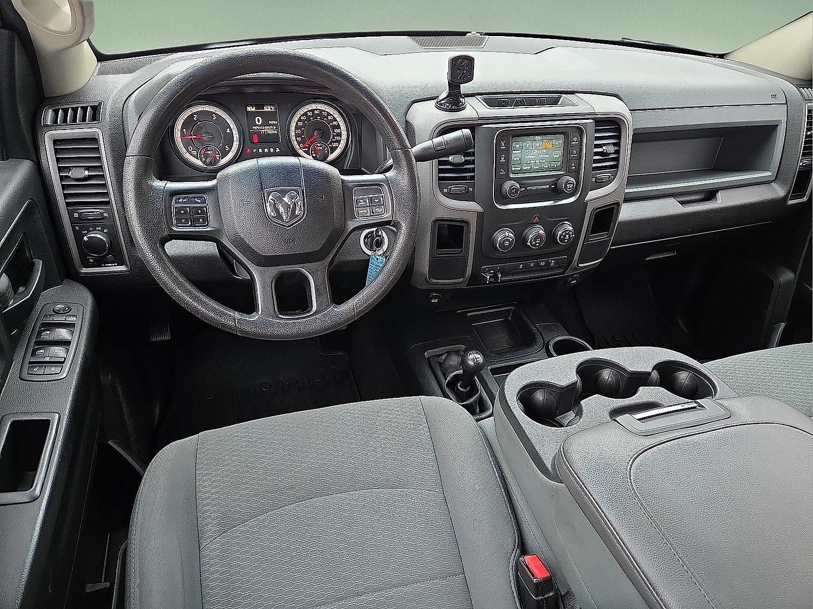 2018 RAM 2500 Tradesman Crew Cab 4x4 8' Box