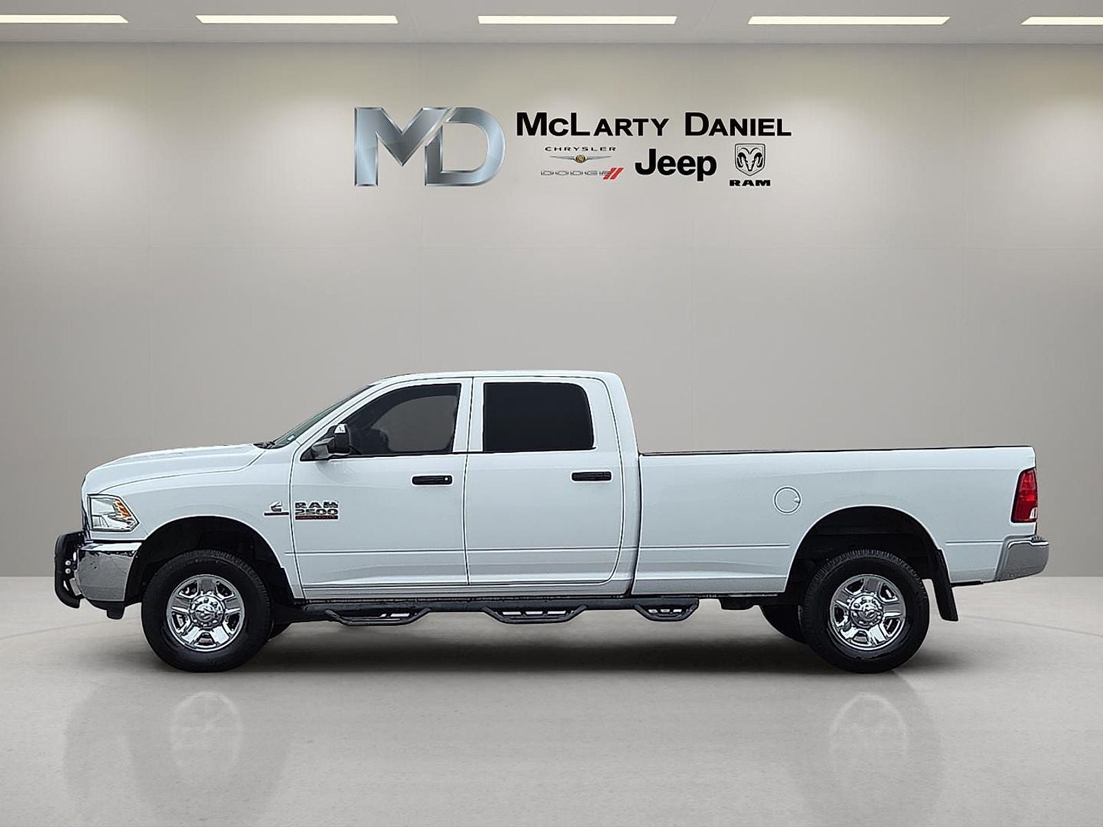 2018 RAM 2500 Tradesman Crew Cab 4x4 8' Box