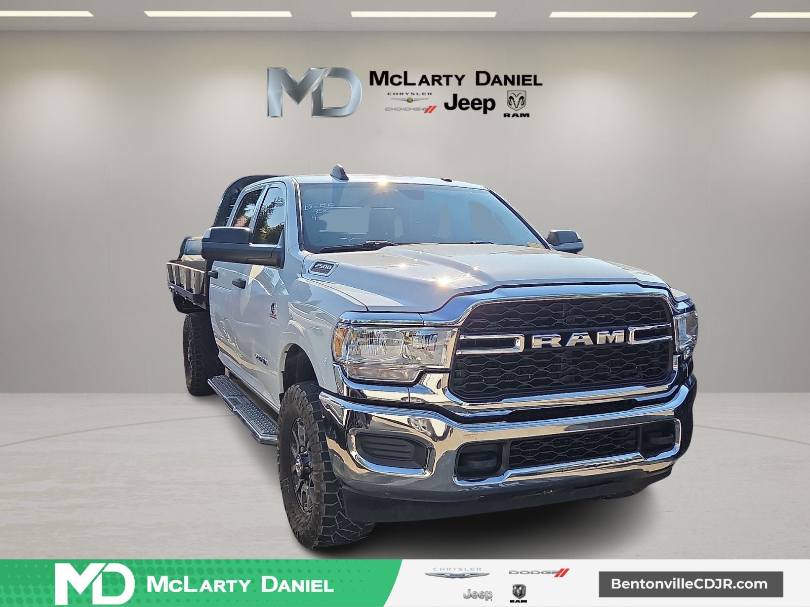 2022 RAM 2500 Tradesman Crew Cab 4x4 8' Box