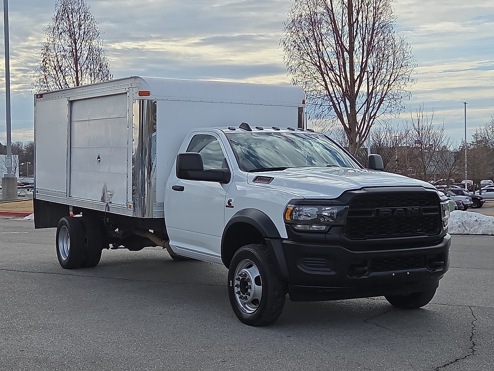 2023 RAM 5500 Chassis Tradesman/SLT