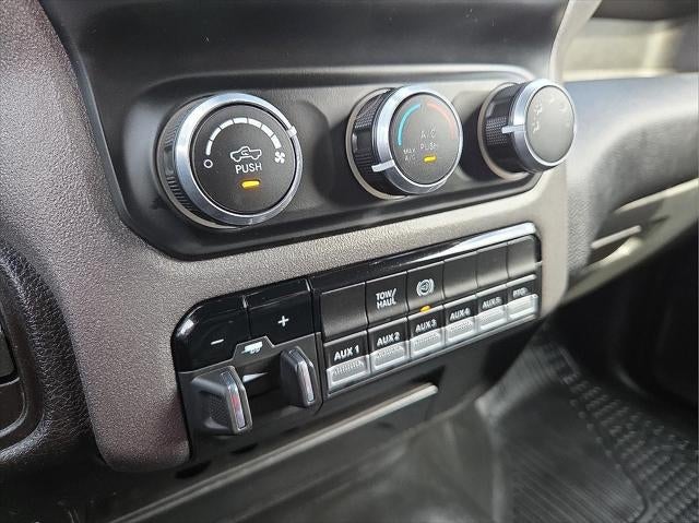 2023 RAM 5500 Chassis Tradesman/SLT