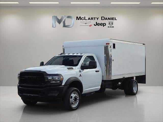 2023 RAM 5500 Chassis Tradesman/SLT