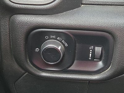 2023 RAM 5500 Chassis Tradesman/SLT