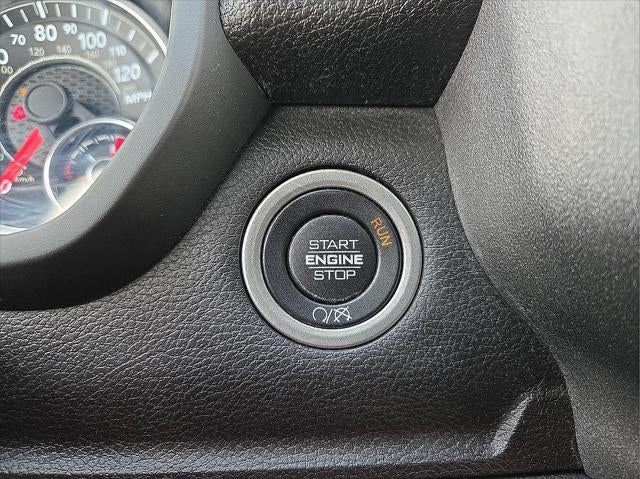 2023 RAM 5500 Chassis Tradesman/SLT