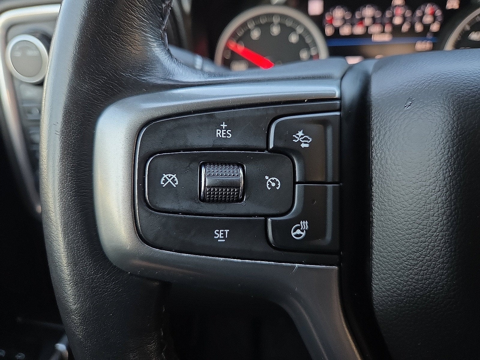 2021 Chevrolet Silverado 1500 4WD Crew Cab Short Bed LTZ