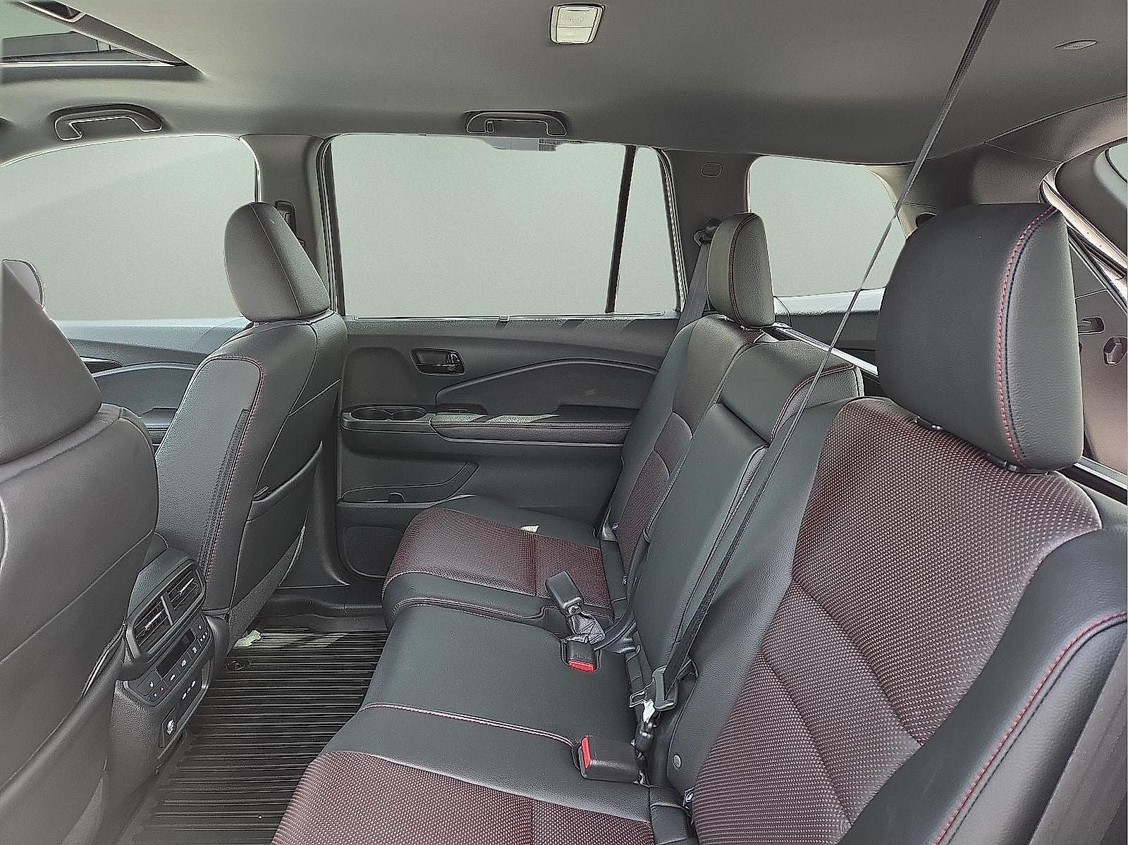 2024 Honda Passport AWD Black