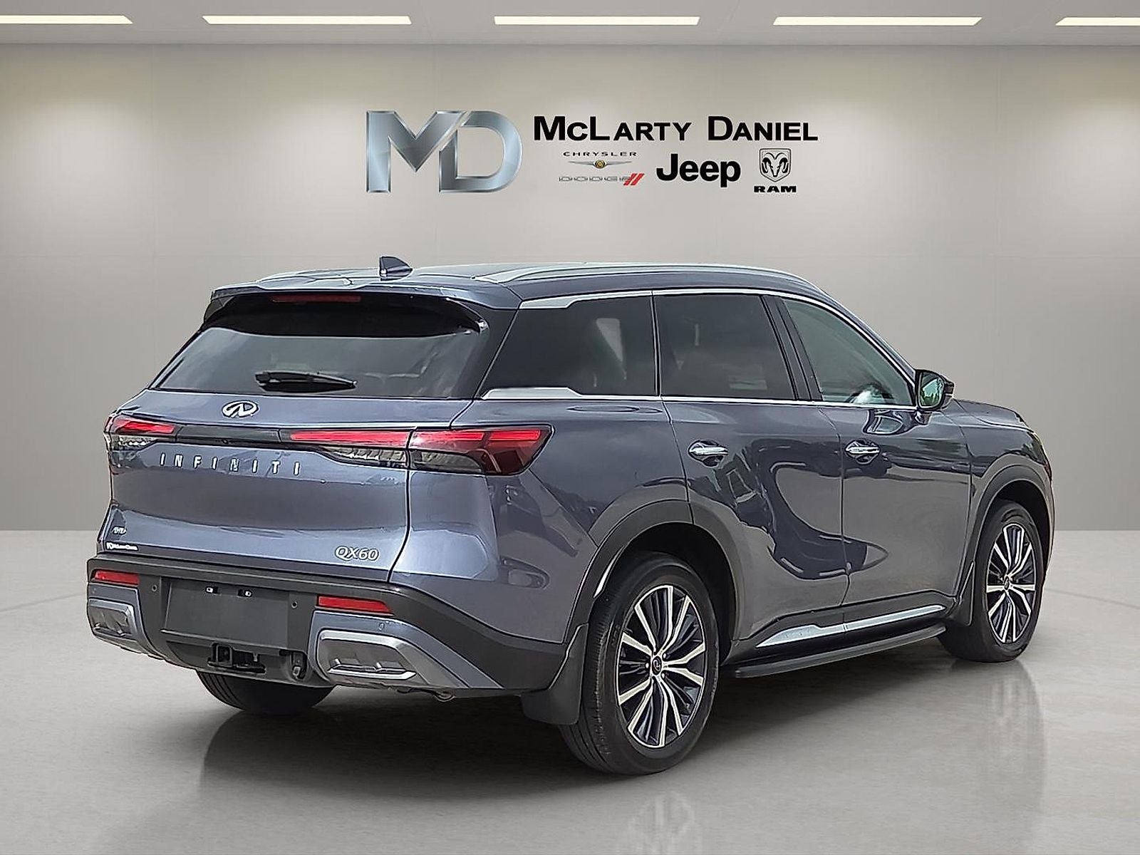 2025 INFINITI QX60 SENSORY AWD