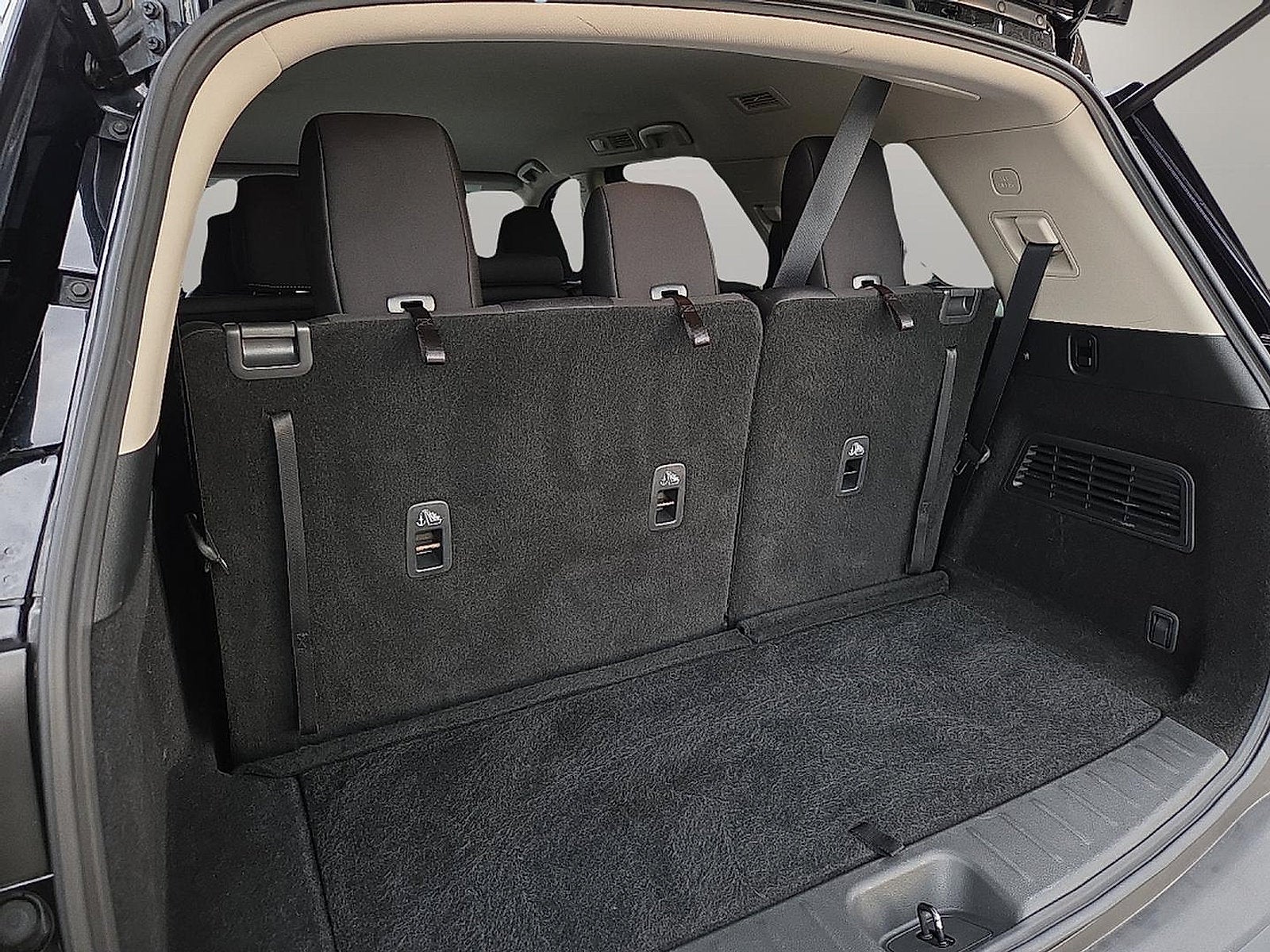 2025 Nissan Pathfinder S FWD