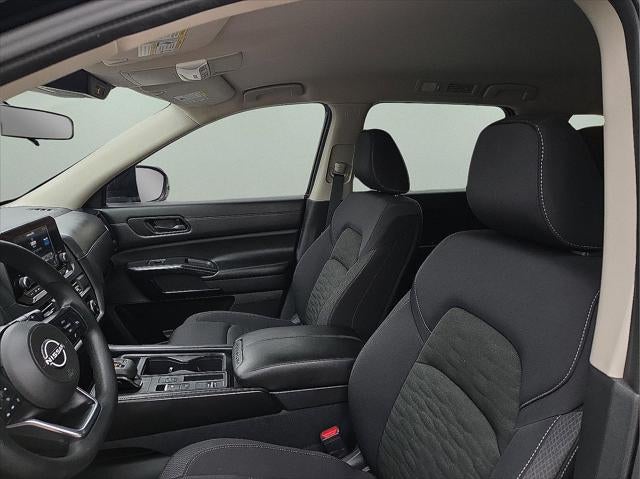 2025 Nissan Pathfinder S FWD