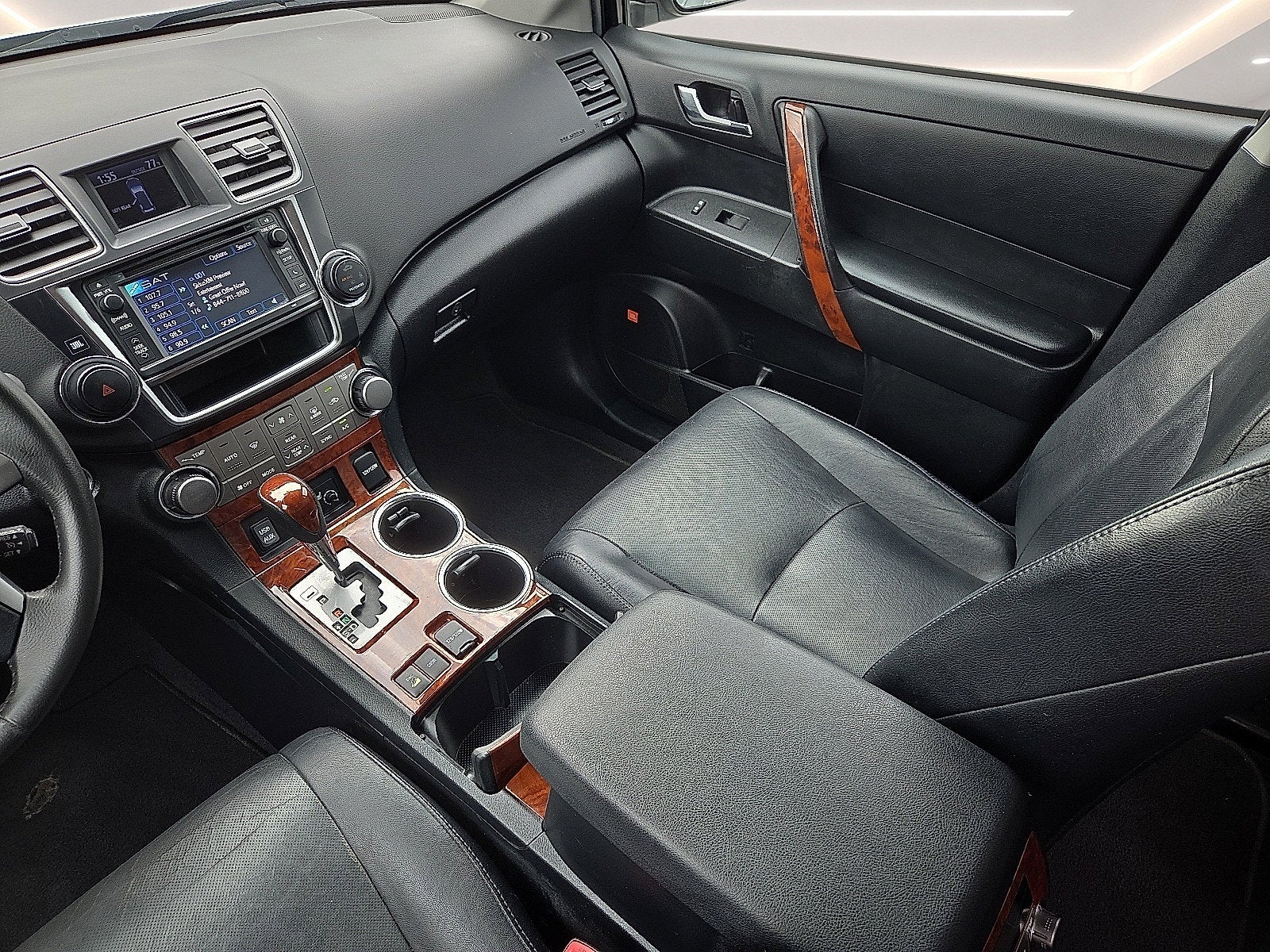 2013 Toyota Highlander Limited V6