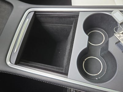 2025 Tesla Model Y Long Range Dual Motor Rear-Wheel Drive