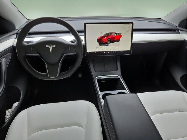 2025 Tesla Model Y Long Range Dual Motor Rear-Wheel Drive