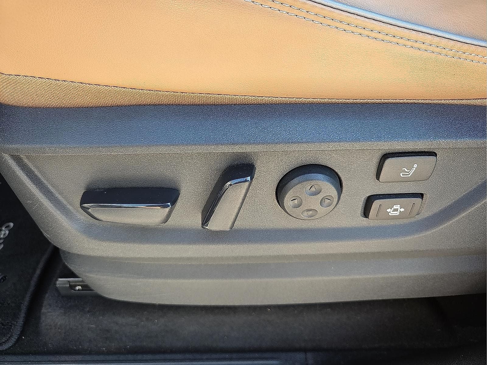 2025 INFINITI QX80 SENSORY AWD