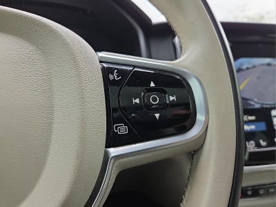 2019 Volvo S90 T6 Momentum