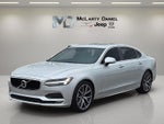 2019 Volvo S90 T6 Momentum
