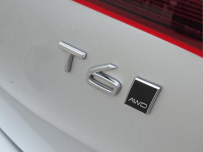 2019 Volvo S90 T6 Momentum