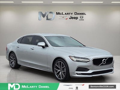 2019 Volvo S90 T6 Momentum
