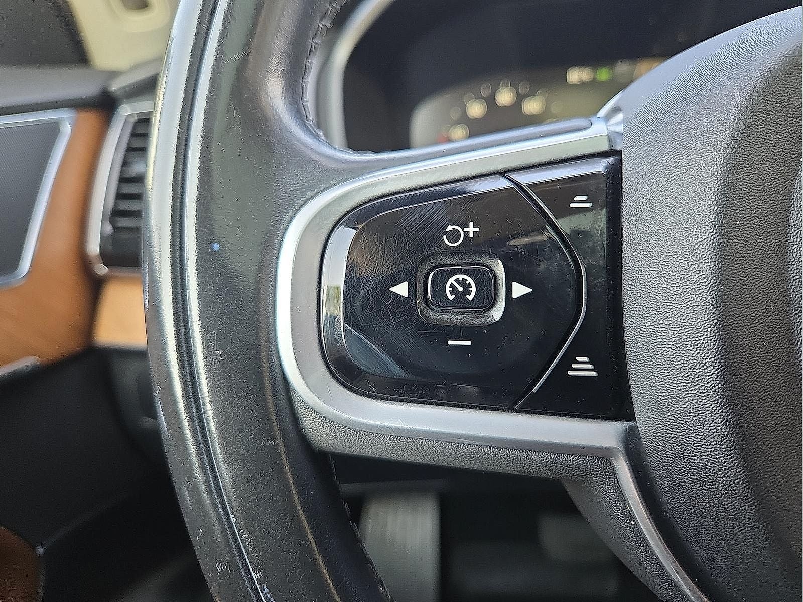 2018 Volvo XC90 T6 Inscription