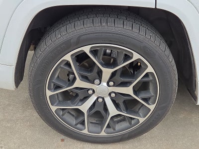 2023 Jeep Grand Cherokee Summit