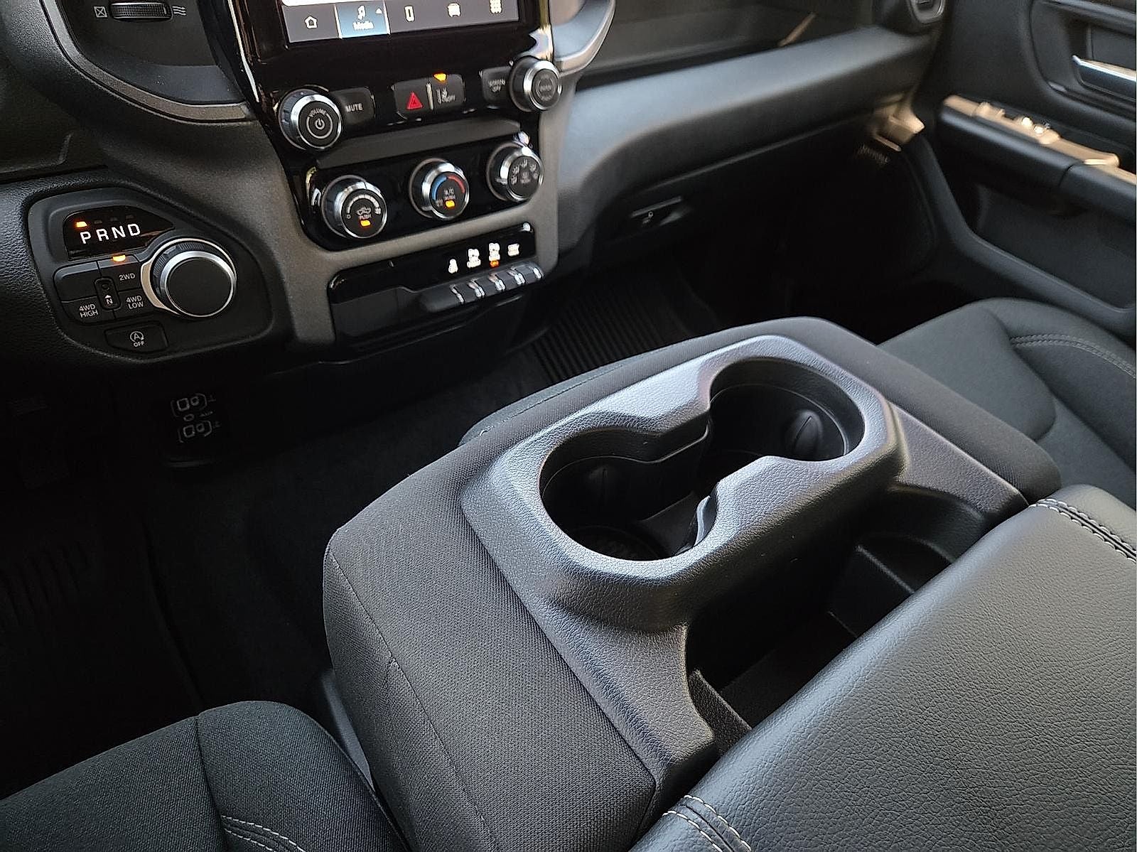 2025 RAM 1500 Tradesman Crew Cab 4x4 5'7' Box