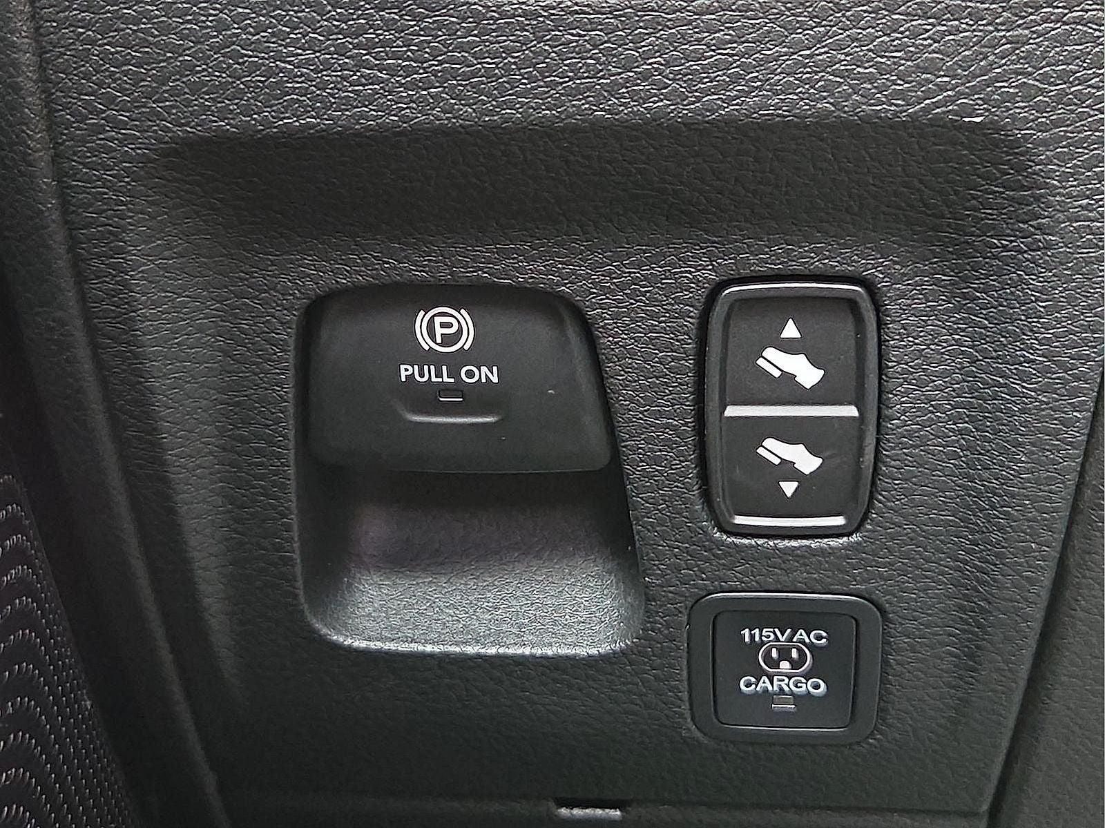 2025 RAM 1500 Limited Crew Cab 4x4 5'7' Box