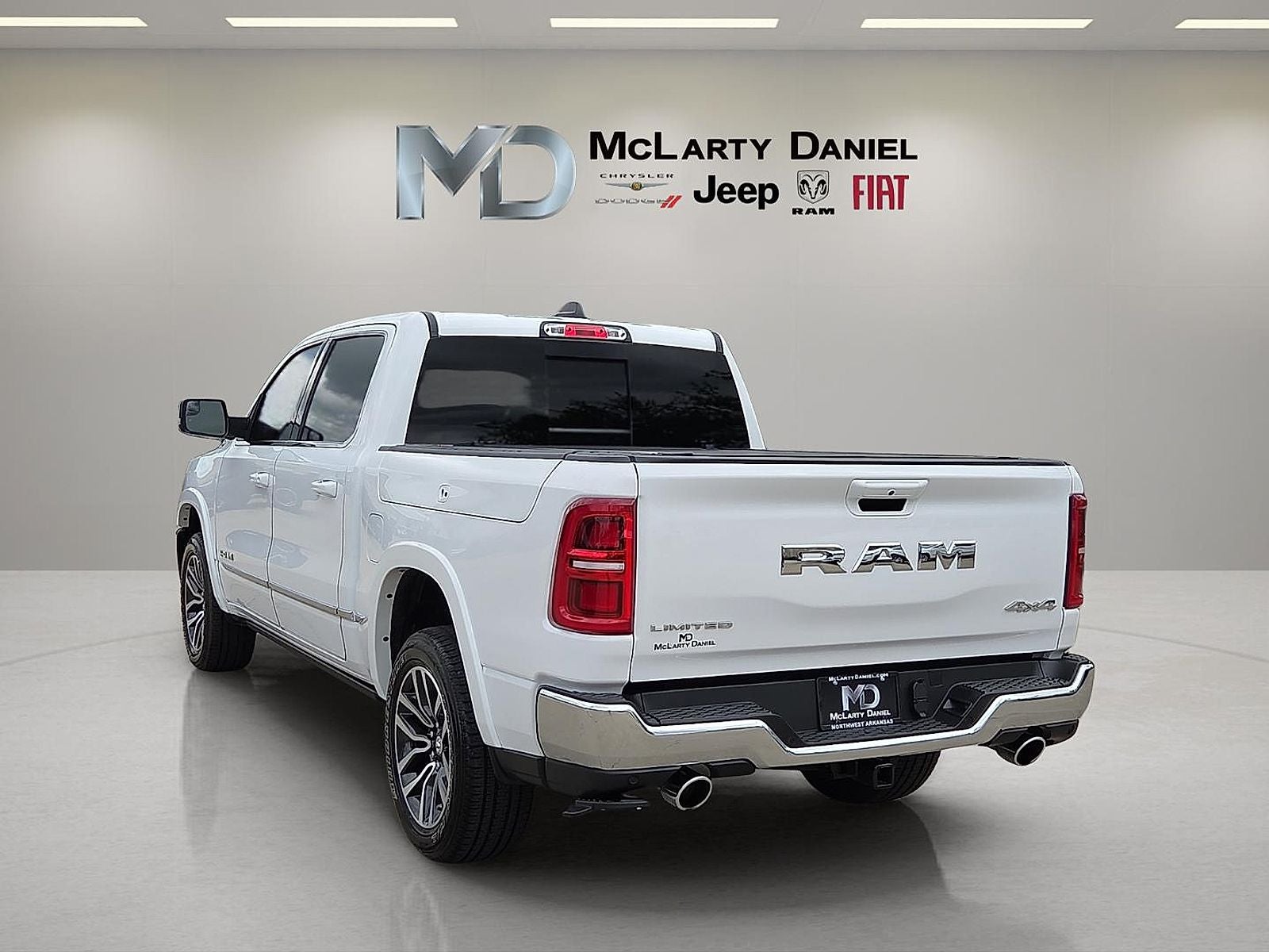 2025 RAM 1500 Limited Crew Cab 4x4 5'7' Box