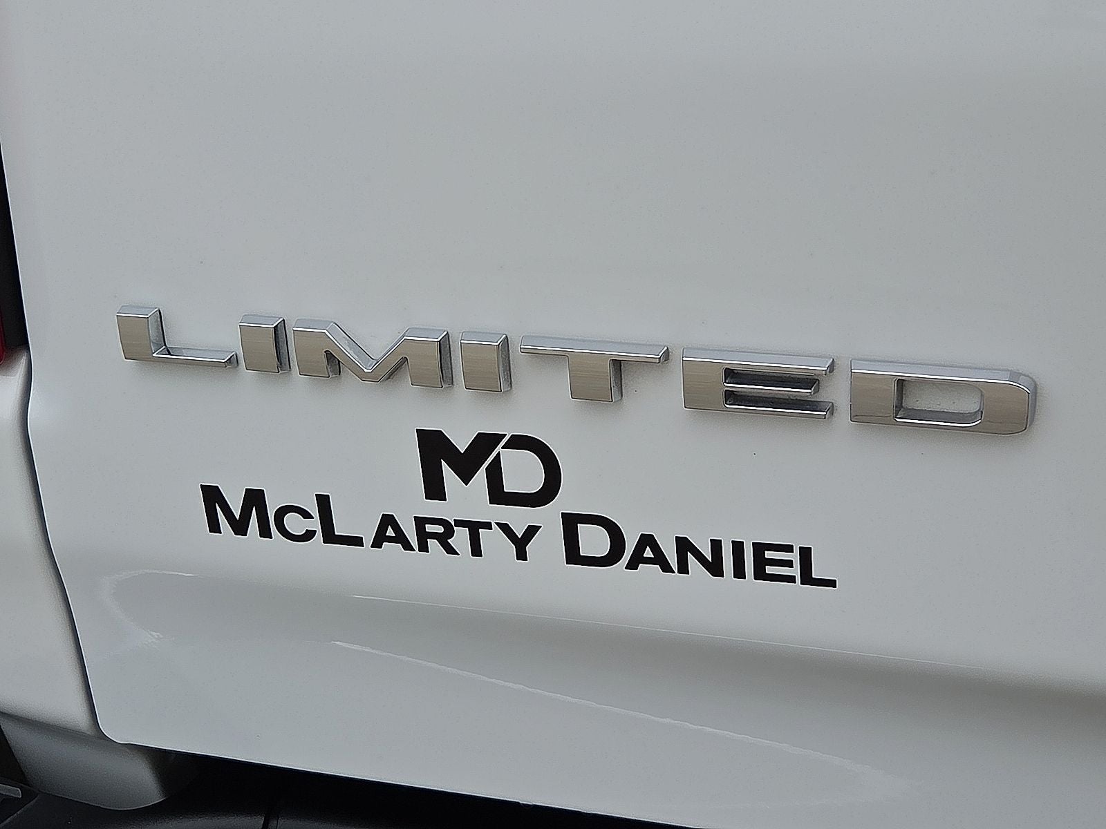 2025 RAM 1500 Limited Crew Cab 4x4 5'7' Box