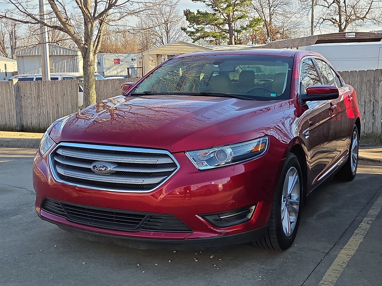 2017 Ford Taurus SEL
