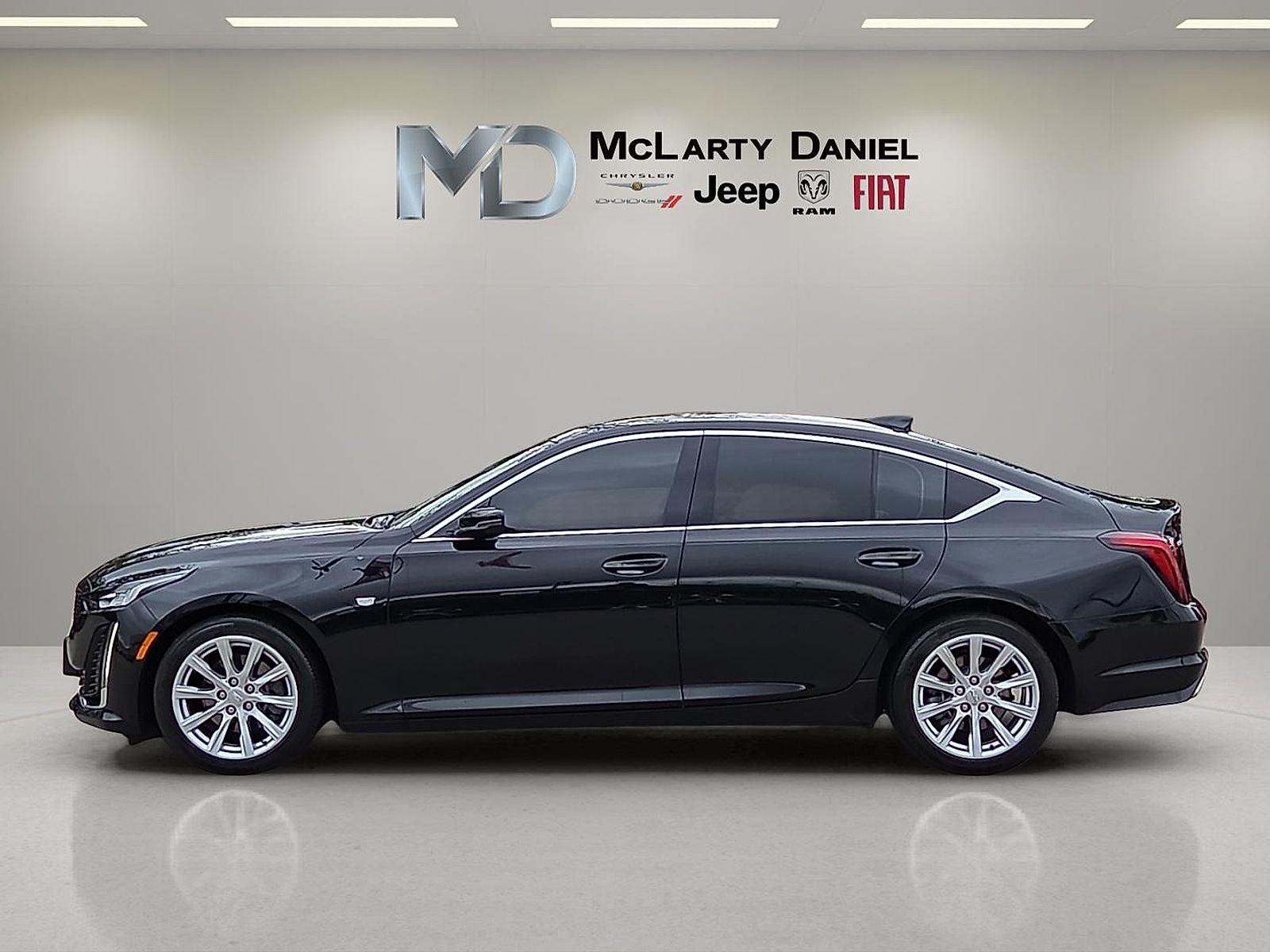 2024 Cadillac CT5 Luxury