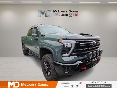 2025 Chevrolet Silverado 2500HD 4WD Crew Cab Standard Bed LT