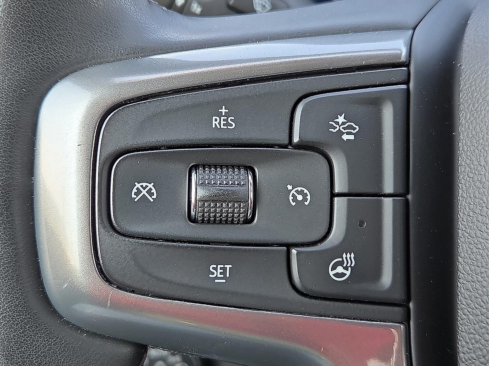 2024 Chevrolet Silverado 1500 4WD Crew Cab Short Bed RST