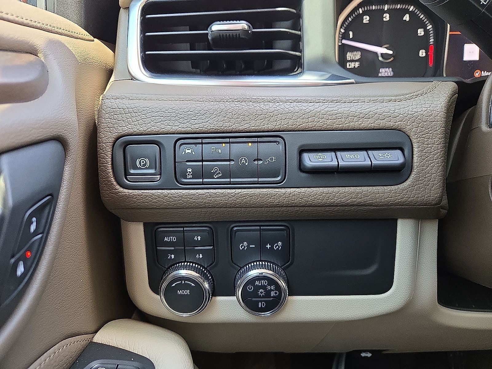 2021 GMC Yukon 4WD Denali