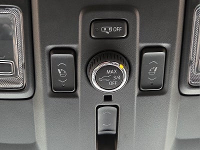 2025 GMC Yukon 4WD Denali