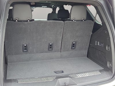 2025 GMC Yukon 4WD Denali