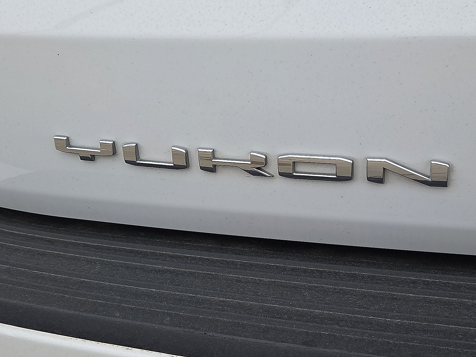 2025 GMC Yukon 4WD Denali