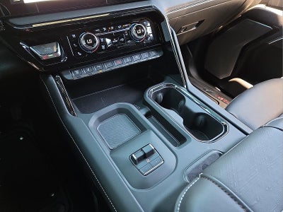 2025 GMC Sierra 2500HD 4WD Crew Cab Standard Bed AT4X