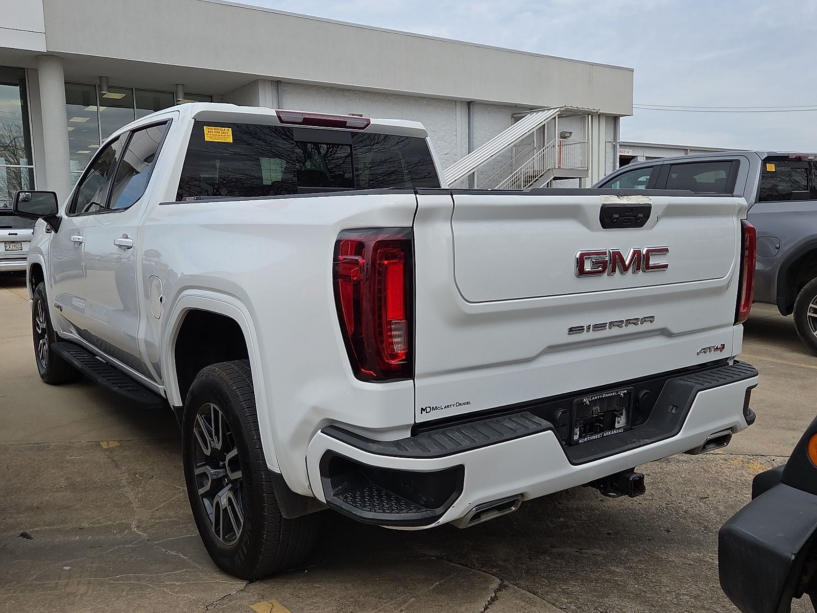 2022 GMC Sierra 1500 4WD Crew Cab Short Box AT4